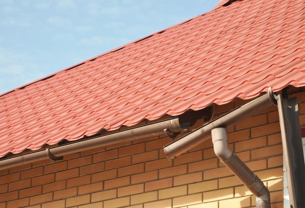 Loose Gutter Repair in Fairhope